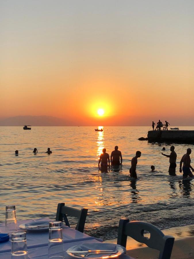Cozy Seaview Apartment Siviri Esterno foto